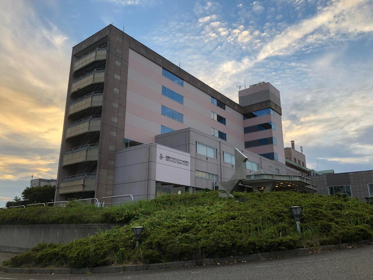 Mikuni Ocean Resort & Hotel Sakai  Екстер'єр фото